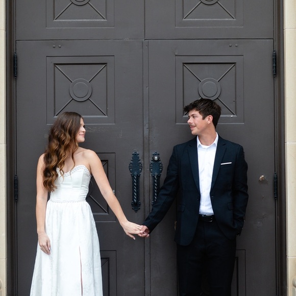 V. CHAPMAN LUCIA STRAPLESS PEARL-EMBELLISHED A-LINE MIDI DRESS - Picture 5 of 6